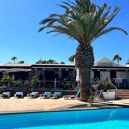 Sea View Semesterbostad